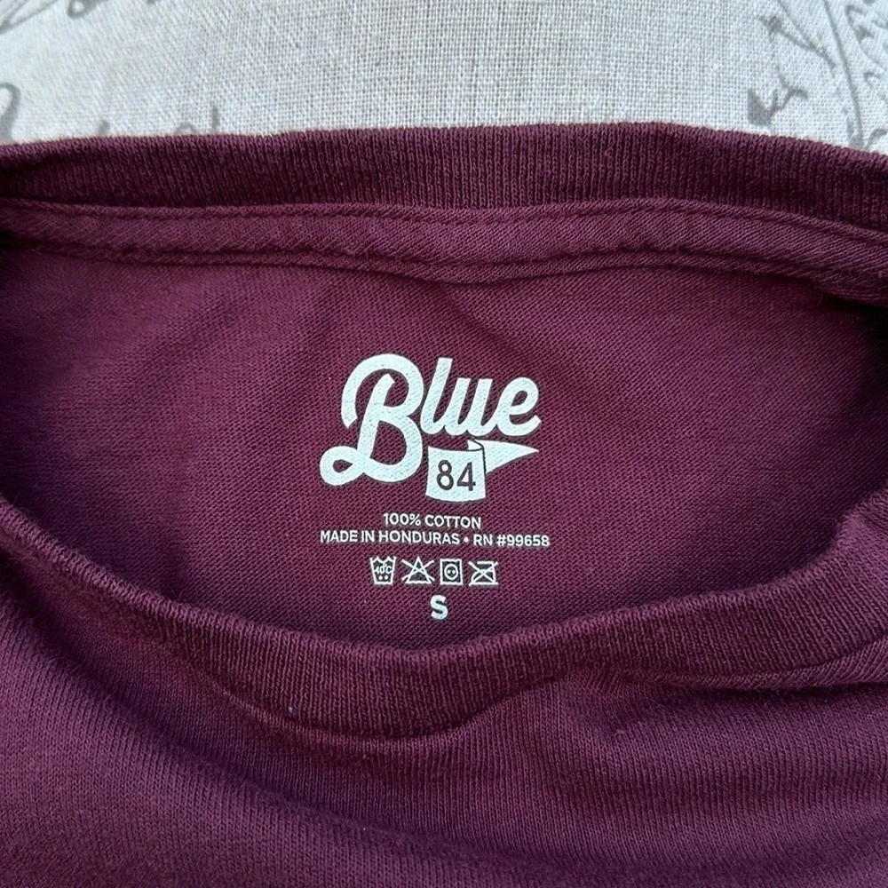 RARE NWOT Blue 84 University of Maine Black Bears T-Shirt - Mulberry